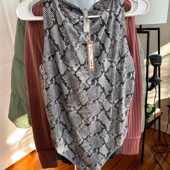 SKIMS Tops - SKIMS Cling Matte Boatneck Bodysuit – Chrome Snakeskin Print (XL)